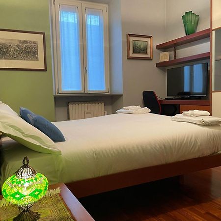 Cozy Flat Mins Walk To Navigli And Metro Porta Genova Apartment Milan Luaran gambar