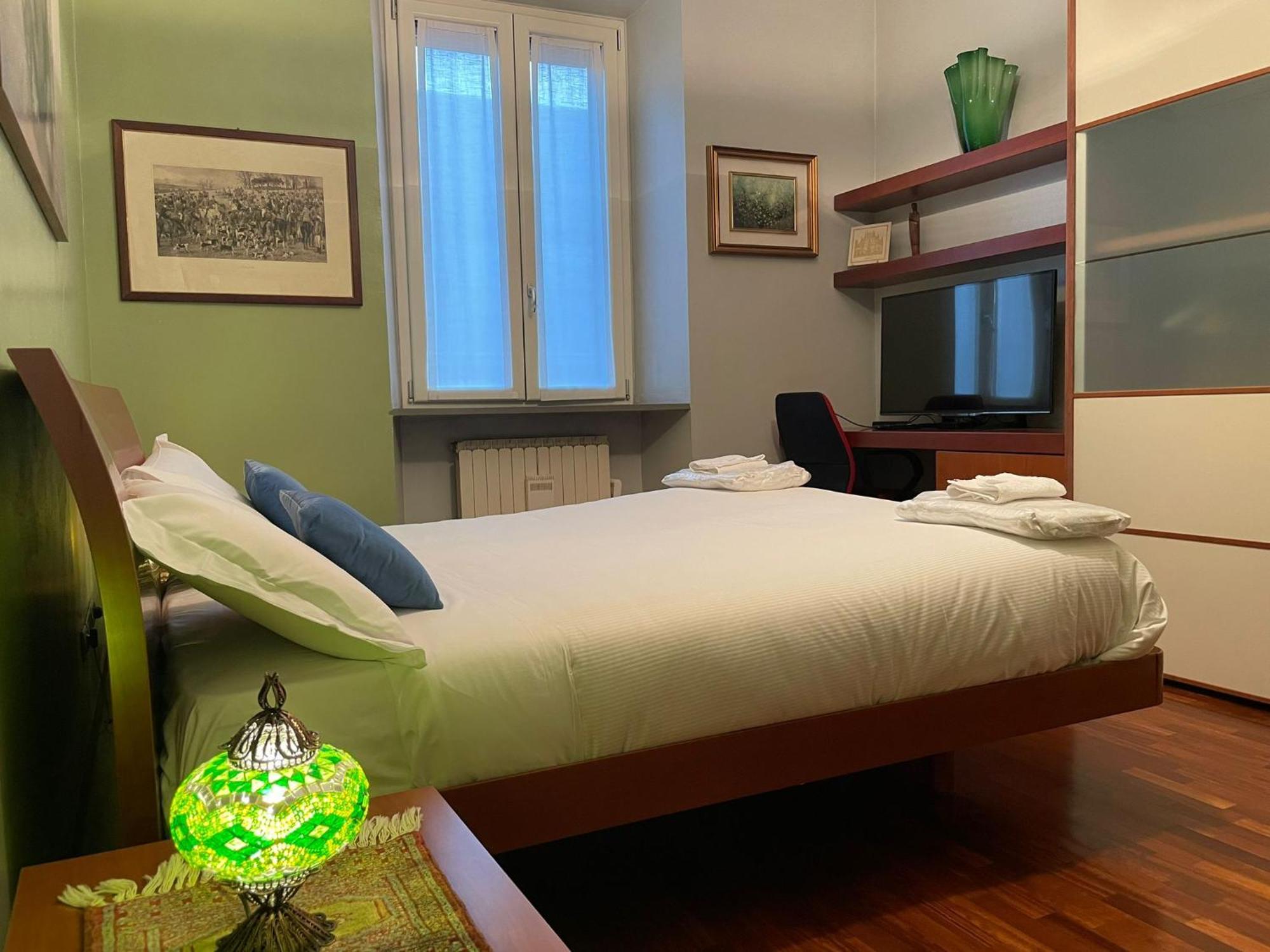 Cozy Flat Mins Walk To Navigli And Metro Porta Genova Apartment Milan Luaran gambar